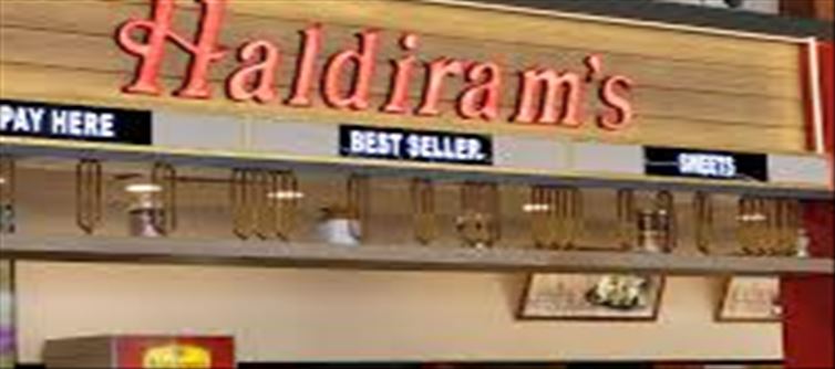 This Sheikh of Dubai fell in love with Haldiram!