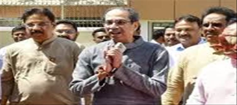 Uddhav Thackeray surrounded BJP and RSS chief!