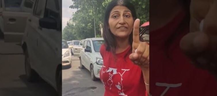 VIDEO - Woman Denied Paying Money to Taxi after travelling for 12 hours