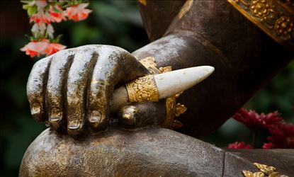 Story about broken tusk of Ganesha