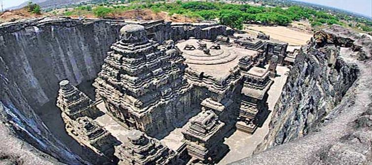 అంతుచిక్కని కైలాస దేవాలయ రహస్యం..!