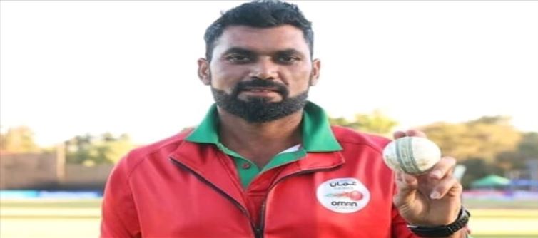 ఓమన్ బౌలర్ అరుదైన రికార్డు.. బుమ్రాకి కూడా సాధ్యం కాలేదు?