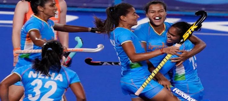 41 साल बाद ओलंपिक क्वार्टर फाइनल में पहुंची भारतीय महिला हॉकी टीम