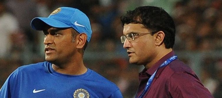 Is Ganguly in Favor or against MS Dhoni?