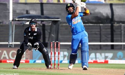 ಹುಟ್ಟು ಹಬ್ಬದ ದಿನವೇ ಫಾರ್ಮ್​ಗೆ ಮರಳಿದ ಕನ್ನಡಿಗ ಯಾರು?
