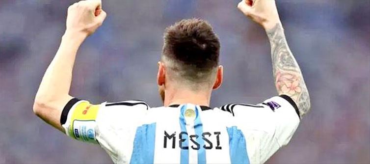 Legends are blessed, but one needs the 'Hand of God' too
