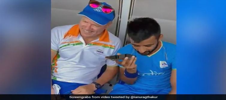 হকি টিমের অধিনায়ককে ফোন করেন প্রধানমন্ত্রী