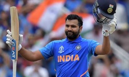 ആദ്യ ദിനം രോഹിത് ശര്മ്മ ഷോ; വലഞ്ഞ് ദക്ഷിണാഫ്രിക്കന് ബൗളര്മാര്.