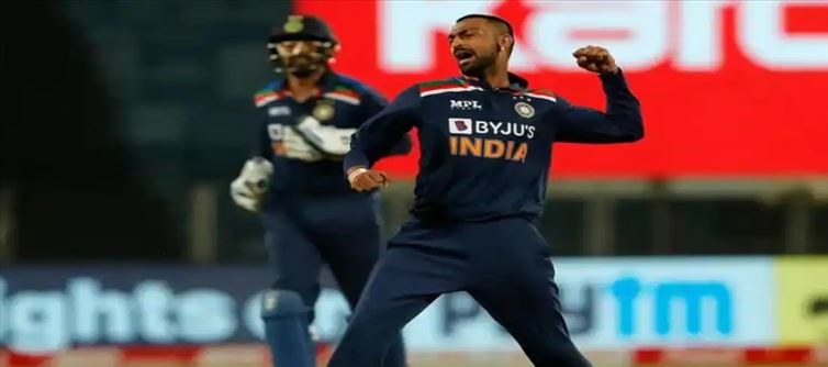 ক্রুণালকে ১০ ওভার বল করানো নিয়ে গাভাসকার বললেন এই কথা