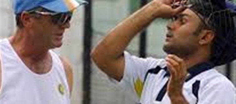 Who punched Sehwag, story related to Team India coach?