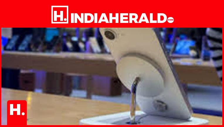 iPhone 17e Launch & Features News (Confirmed Reports)