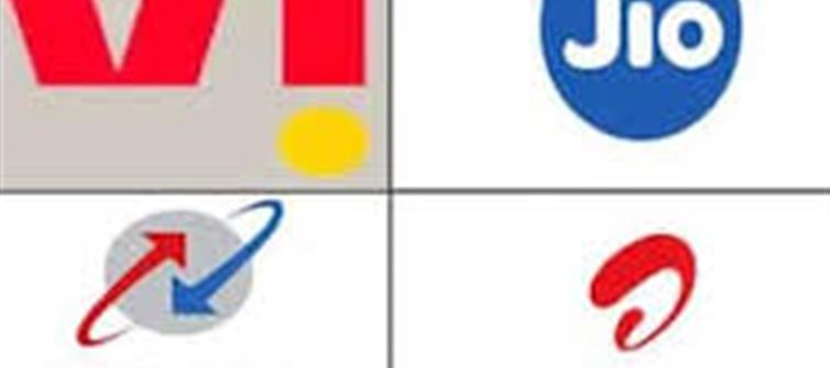 Jio or BSNL, who is giving better recharge plan for 100 rupees?