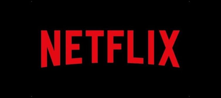 Netflix : యూజర్స్ కి షాక్.. అలా చేస్తే అదనపు చార్జీలే!