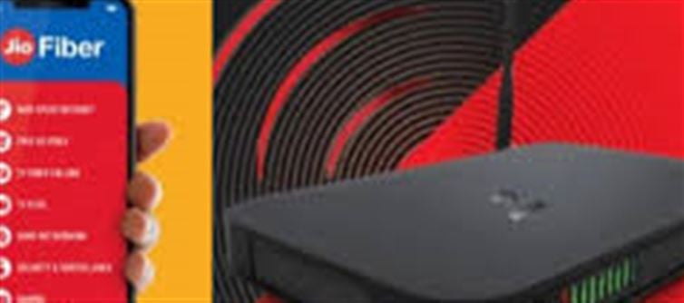 Offers the best 300 Mbps broadband — Jio Fiber, Airtel Xstream Fiber, or Excitel Broadband