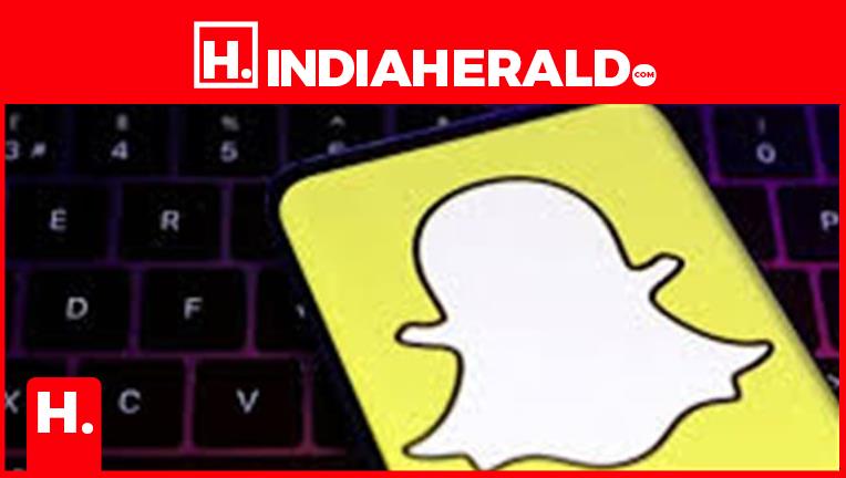 Snapchat Limits Free Memories Storage to 5GB, Introduces Pa