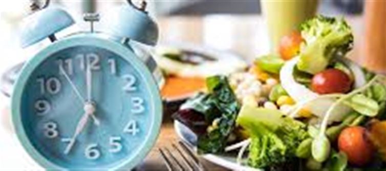 The Pros and Cons of Intermittent Fasting!