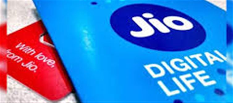 Which recharge plan with 28 days validity is cheaper?