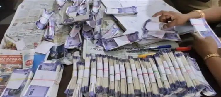 Youtube teaches you to Print fake notes...?!