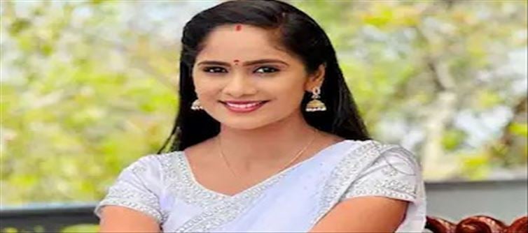టీవీ: తన జీవితంలో అన్నీ కోల్పోయానంటూ ఎమోషనల్ అయిన నటి..!!