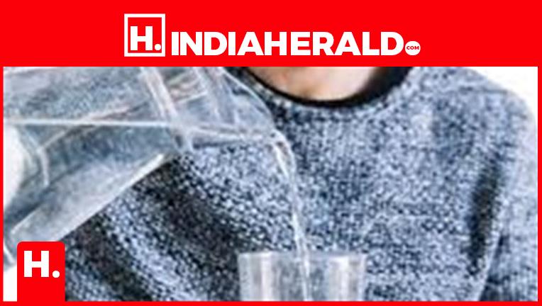 Benefits of Drinking Lukewarm Water in Winter: Expert Advice