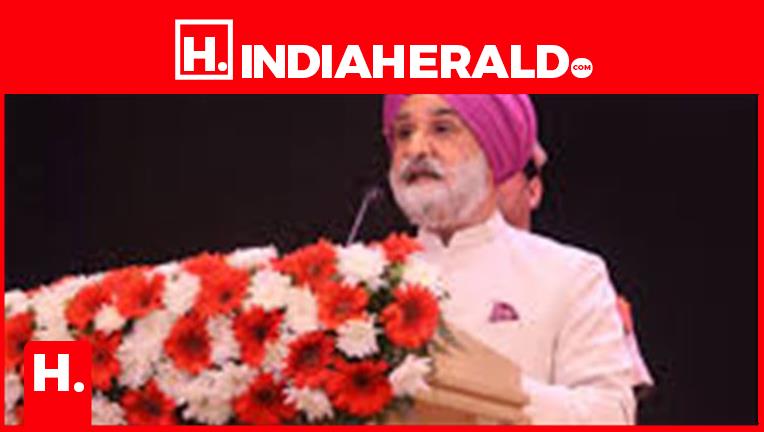 Delhi’s Lieutenant Governor Urges Students to Lead in the Digital Era