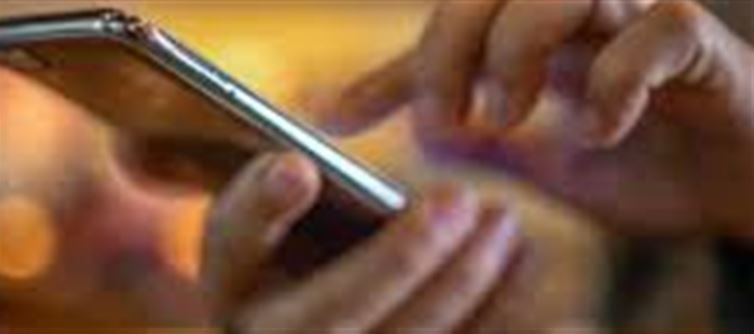 UP Government Provides Free Mobile Phones and Tablets to Students: How to Apply