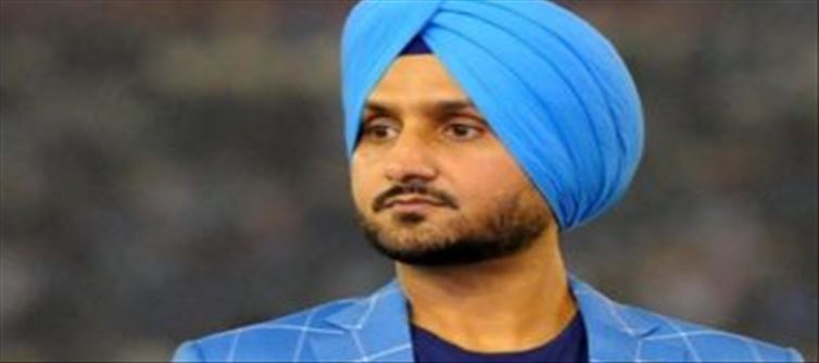 Harbhajan donates MP salary to the Farmer's Daughter!