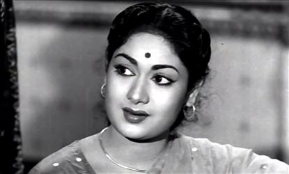 నేటితరం సినీతారలకు ఆదర్శ మహిళ ఆమె..!