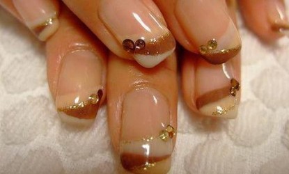 Top nail tips