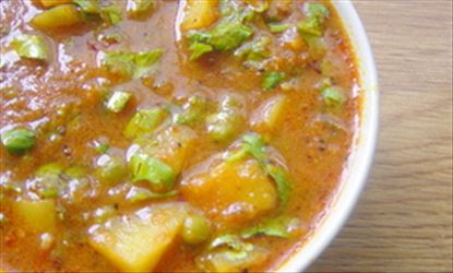 Potato & green peas curry recipe