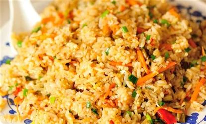 ఎగ్ ఫ్రైడ్ రైస్ ఎలా చెయ్యాలో తెలుసా ?