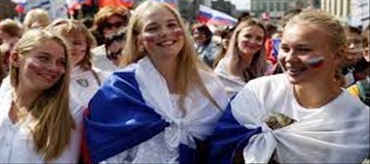 రష్యన్ మహిళలు పురుషుల కంటే 12 సంవత్సరాలు ఎక్కువగా జీవిస్తారని మీకు తెలుసా..!!